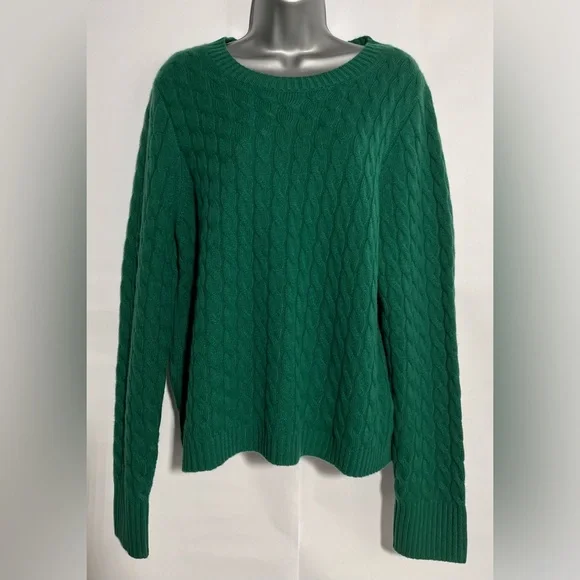 NEW J Crew Cashmere cable-knit crewneck sweater!!! - Picture 2 of 8